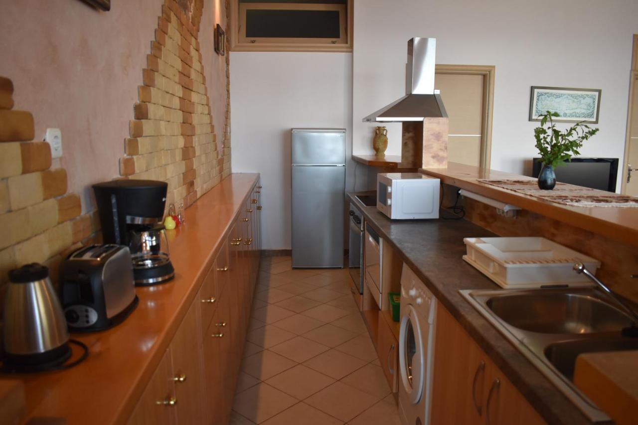 Pyxida Apartment Мохлос Екстериор снимка